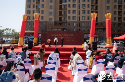 東營宏辰木業(yè) 超膚感高定門墻柜新品發(fā)布盛典，定義家居美學(xué)新高度